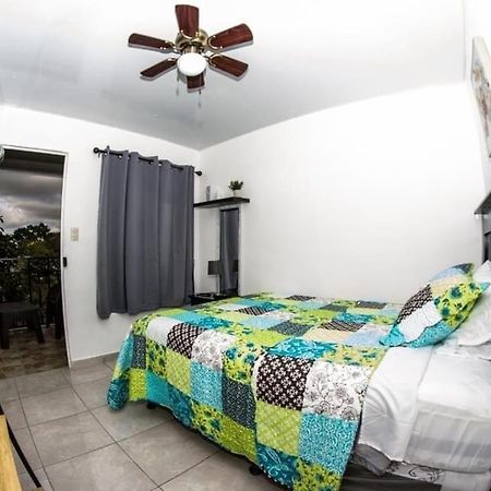 ברלין Hostal Jasmin מראה חיצוני תמונה